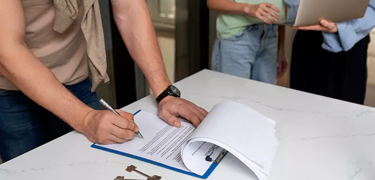 Advantages of Using Assignment of Contract in Real Estate in Minneapolis, MN
